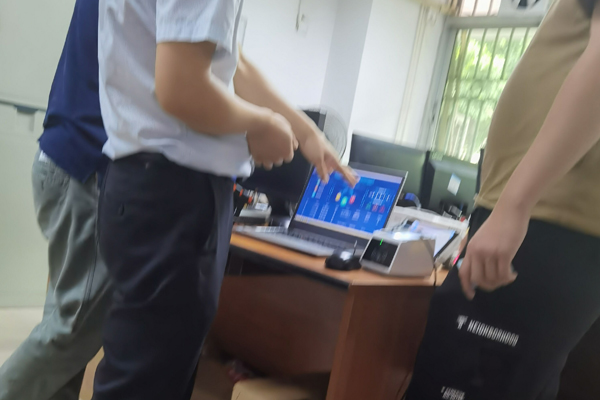 扫码测温机——桌面式RD40系列